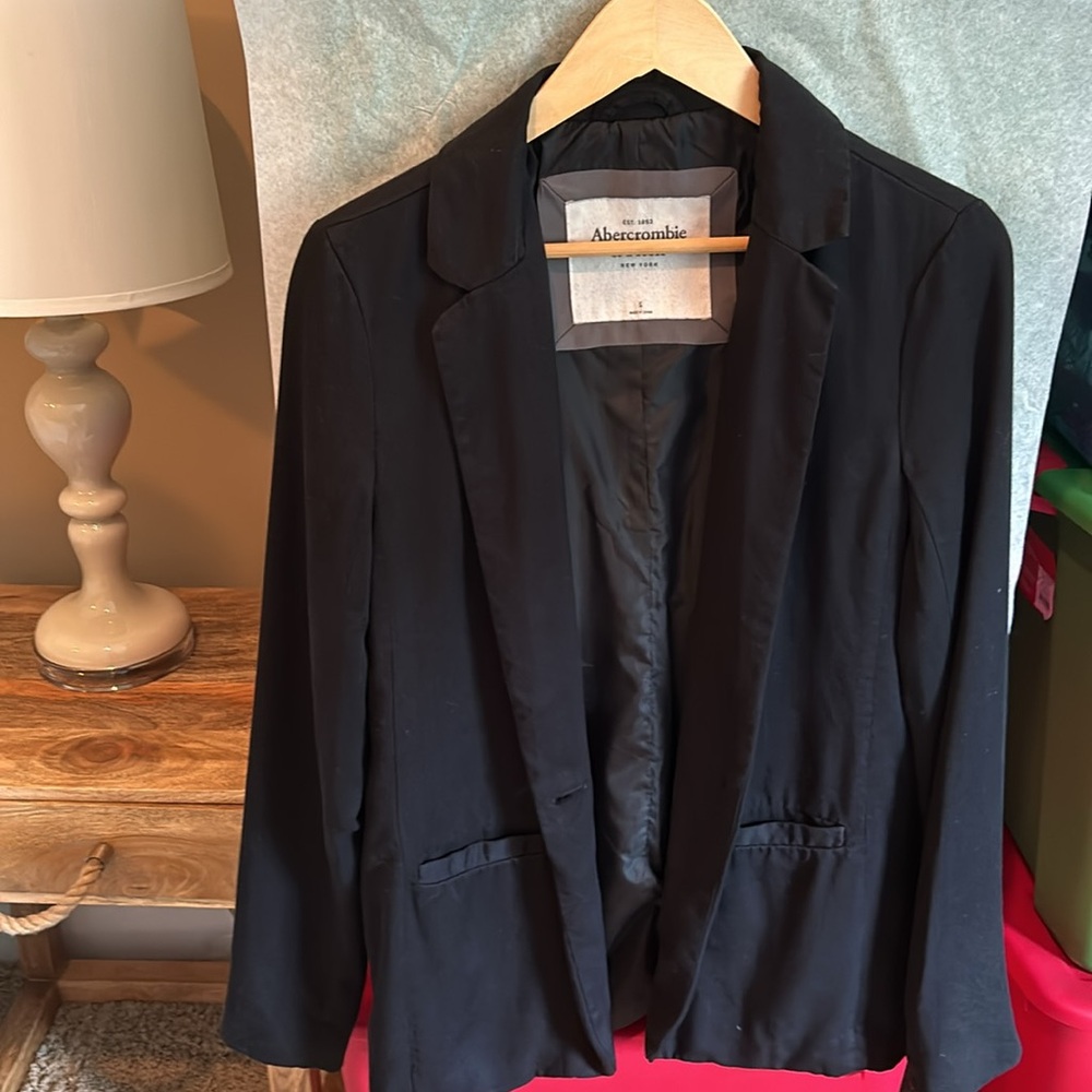 Women’s Abercrombie & Fitch Blazer